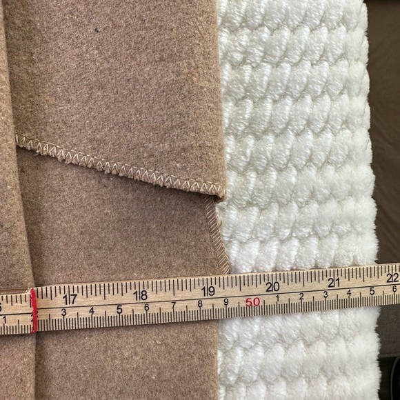 Hipster Row Women's open front cape vest Sleeveless wool blend Brown Sz one size - Picture 4 of 7